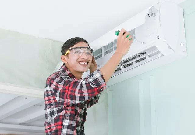 worker, repair, home, house, maintenance, apartment, screwdriver, repair, repair, maintenance, maintenance, maintenance, maintenance, maintenance, screwdriver. 8 things to weigh up on HVAC contractor startup